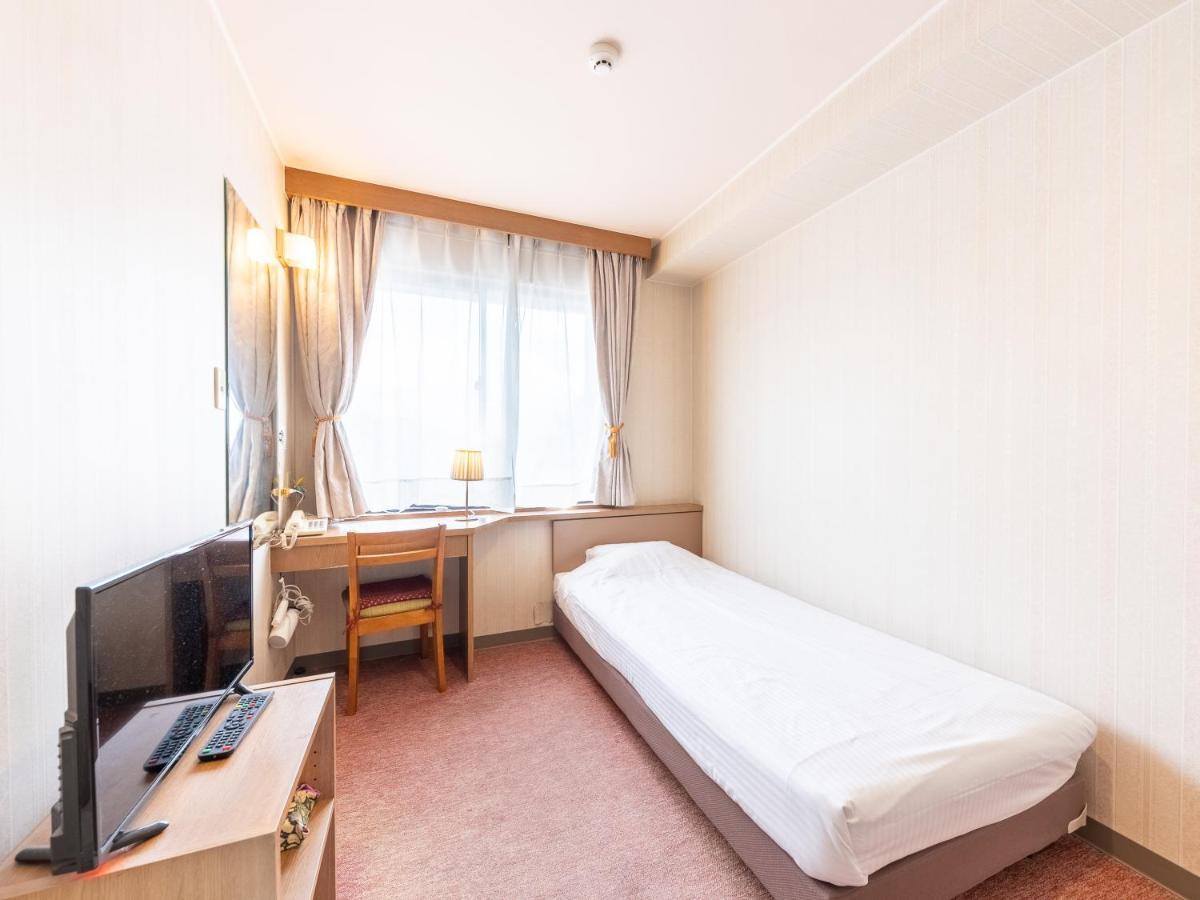 Tabist Business Hotel R Side Kanazawa Exterior foto